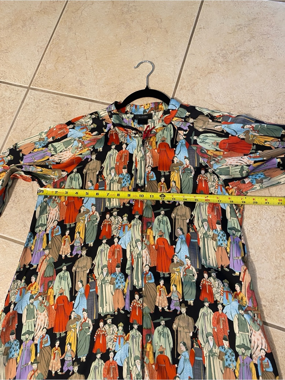 Natori Multicolor Printed Long Robe with Figure Motif - Picture 6 of 12